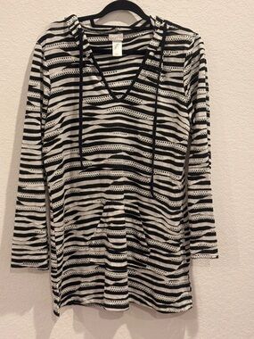 Dotti Black & White Striped V-Neck Hooded‎ Top with Kangaroo Pocket